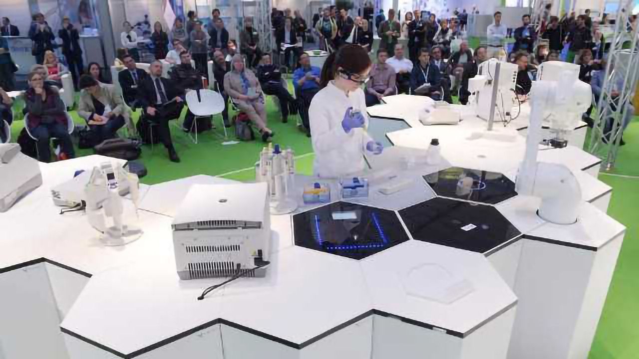 Laboratory 4.0: Who Needs it, and to What Extent?