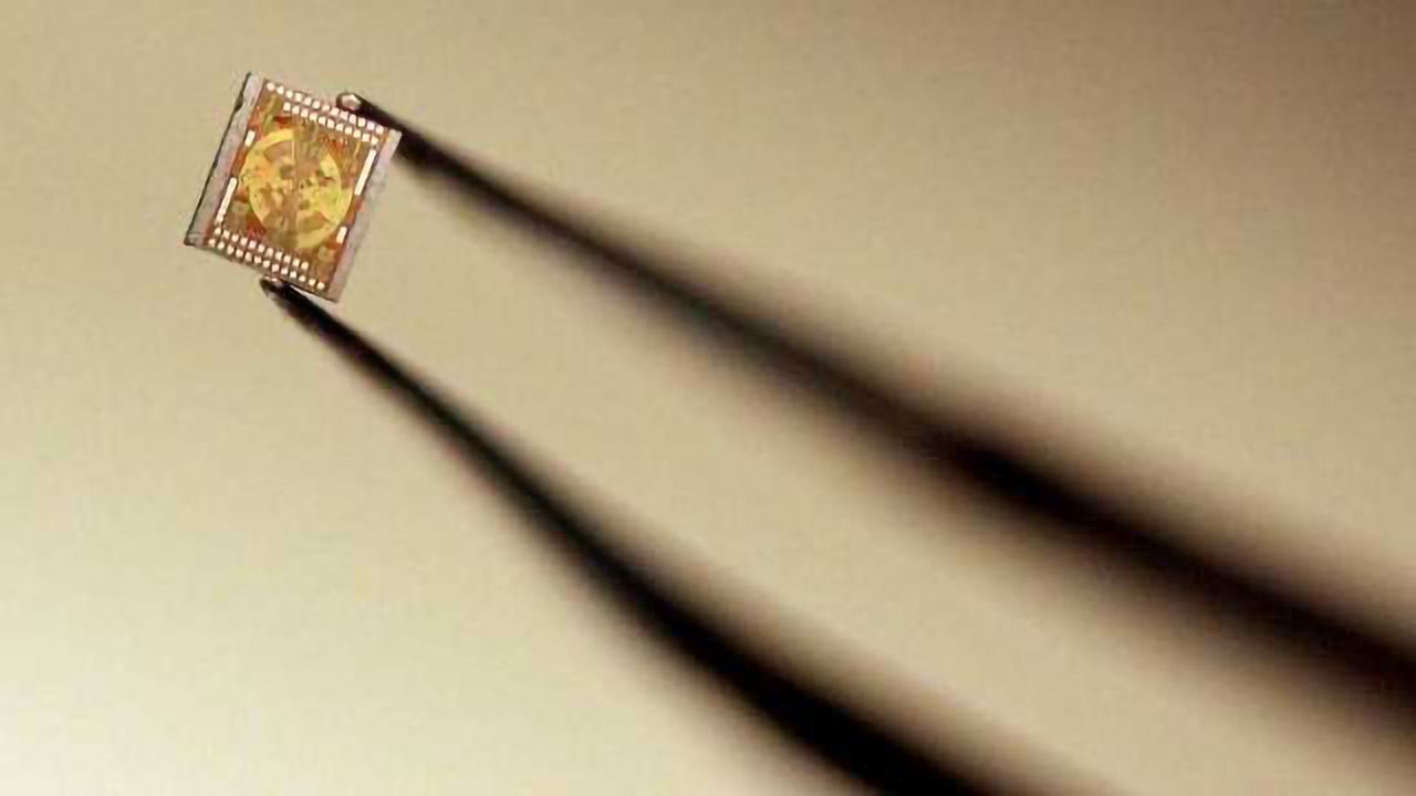 Terahertz Chips Are a New Way of Seeing Through Matter