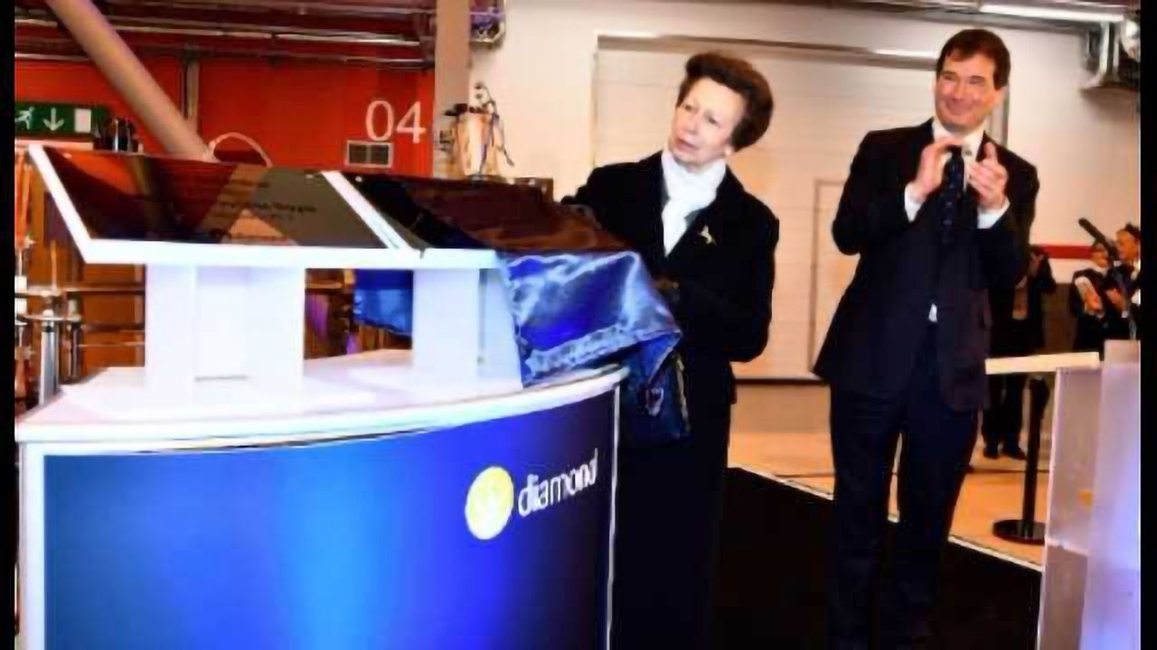 Diamond Light Source Unveil New Crystallography Beamline.