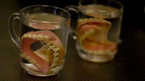 Tooth loss linked to slowing mind and body