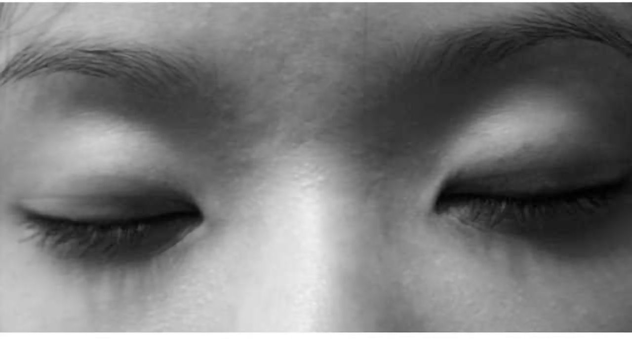 New study finds that closing your eyes boosts memory recall
