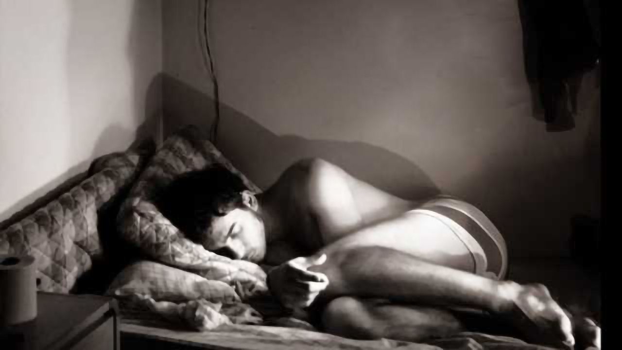 Depression and insomnia are strongest risk factors for frequent nightmares
