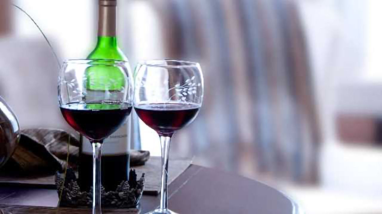 Can cheap wine taste great? Brain imaging and marketing placebo effects