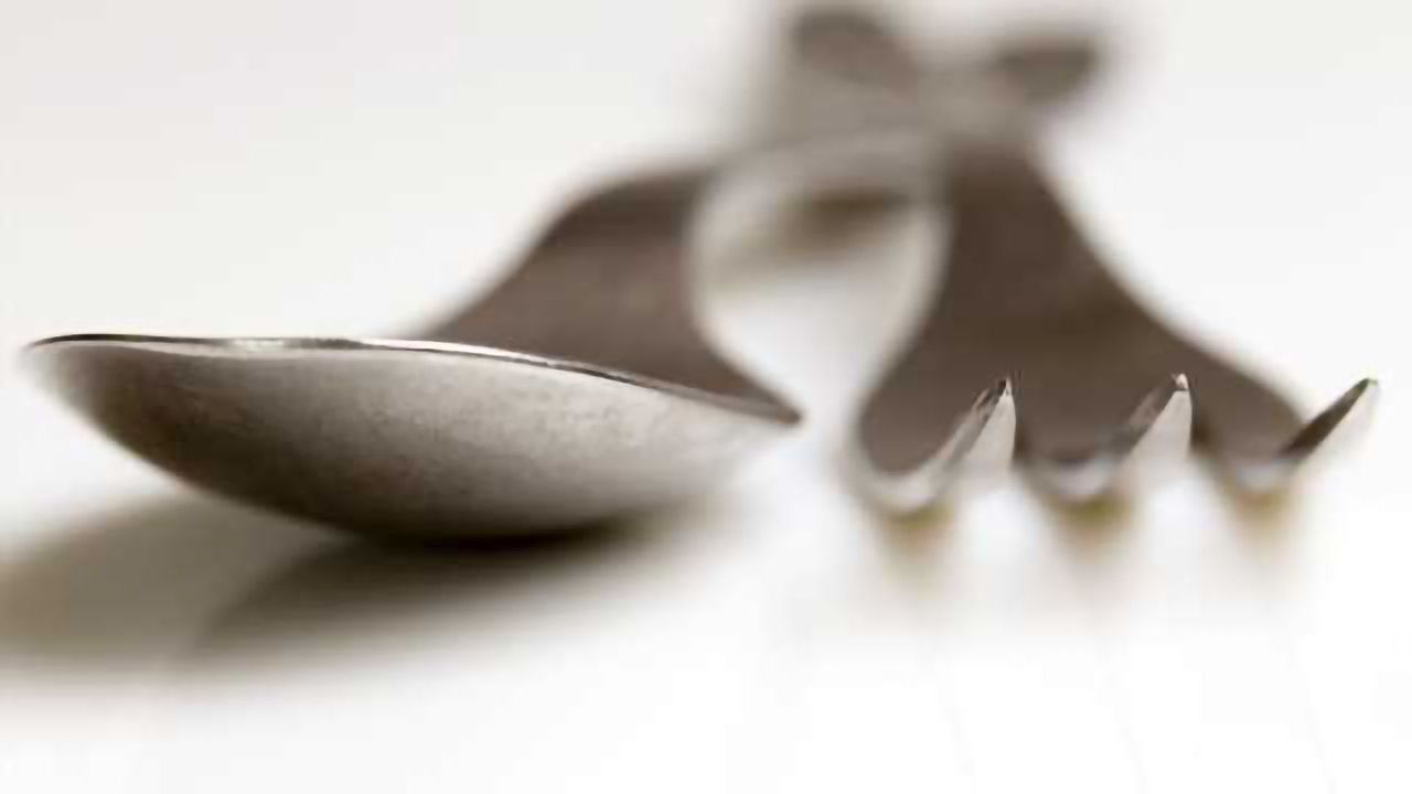 Thoughts drive dieting plans but feelings drive dieting behavior