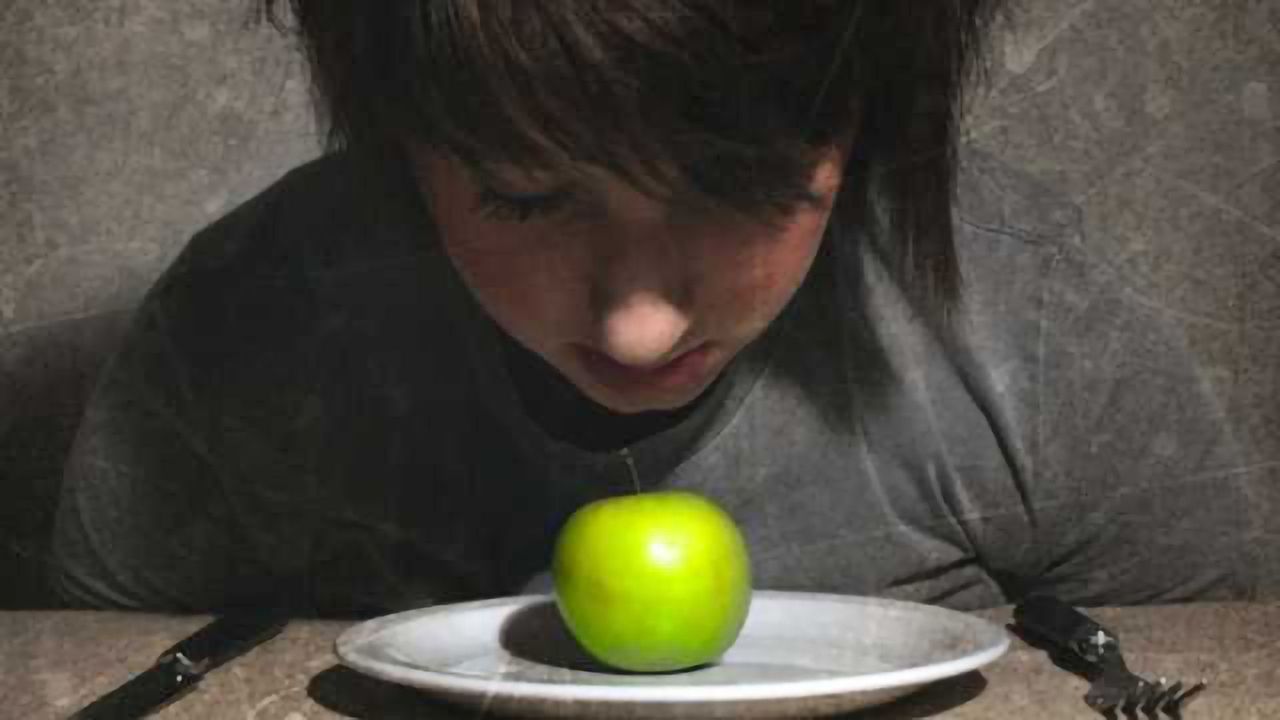 Study reveals key differences in brain activity in people with anorexia nervosa