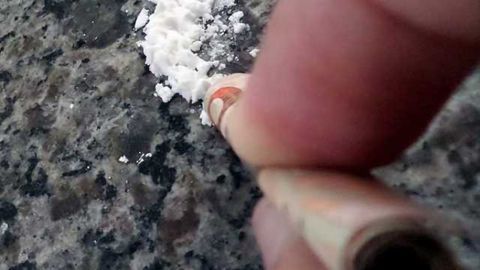 Researchers offer new approach to treating cocaine addiction