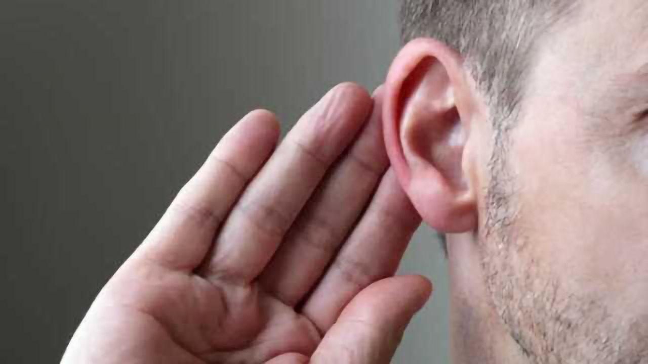 Researchers identify part of the brain that compensates for hearing loss in older adults