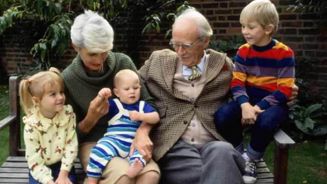 Helping dementia patients recall grandchildren's names