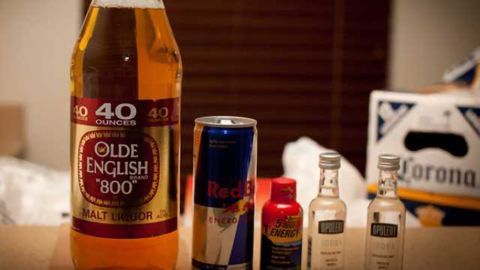 Mixing energy drinks, alcohol may affect adolescent brains like cocaine