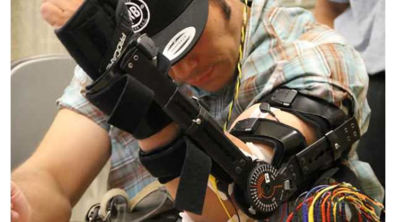 Stimulator implant bypasses injury, shows promise for restoring voluntary movement after spinal cord injury