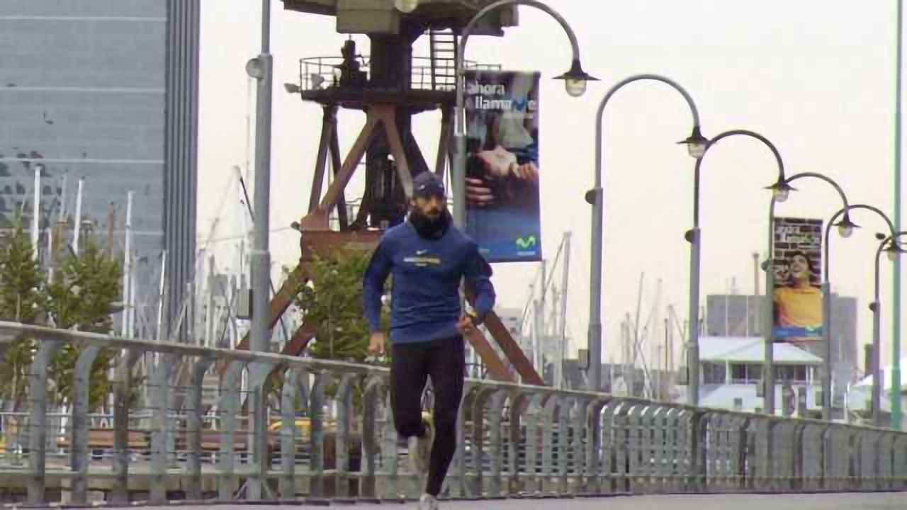 Runners' brains may be more connected, research shows