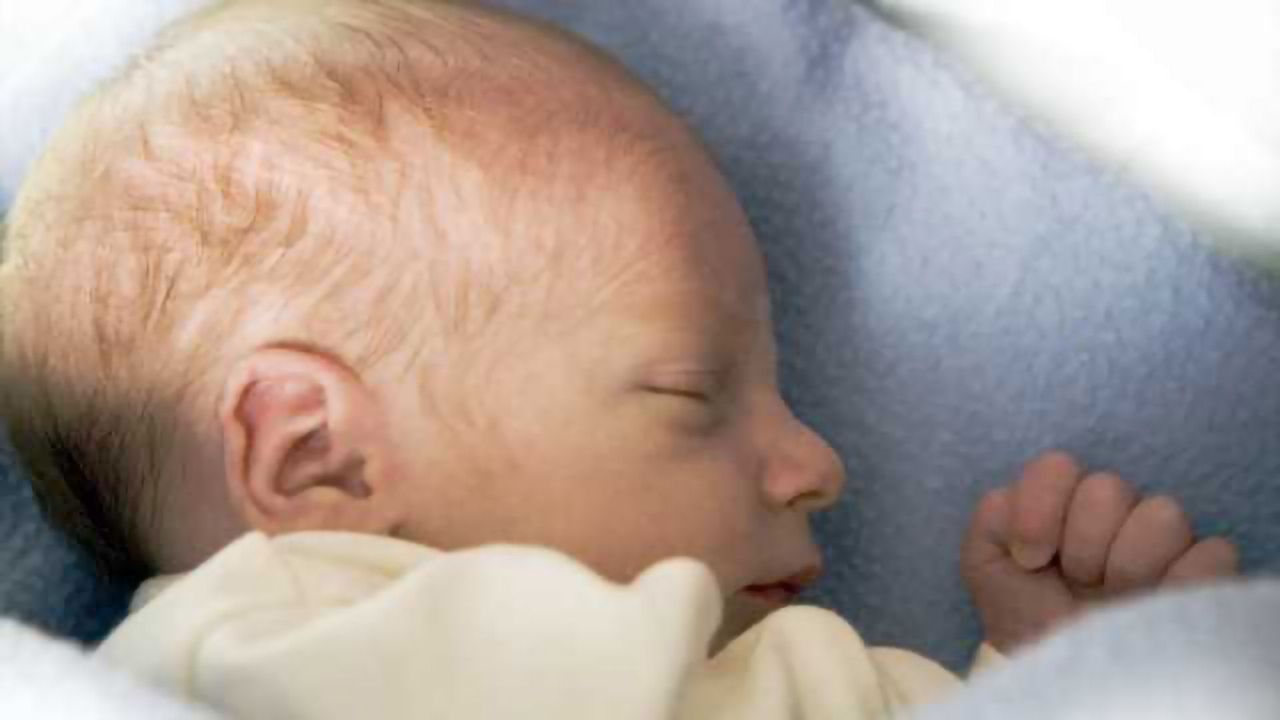 Brain activity in infants predicts language outcomes in autism spectrum disorder