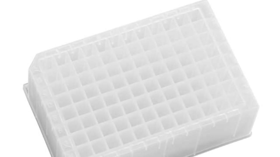 Genomics Community Welcomes ‘Seed Busting’ Microplate content piece image