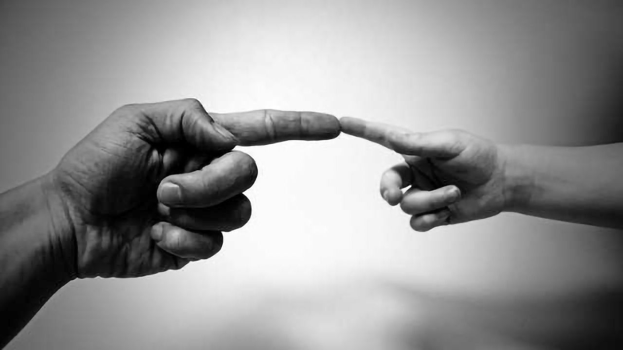 Finger Prosthesis Provides Clues to Brain Health
