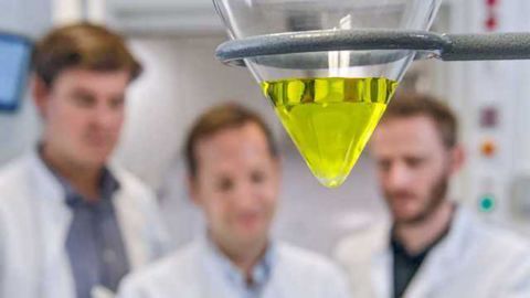 Non-invasive Tracking of Cancer Treatment Progress