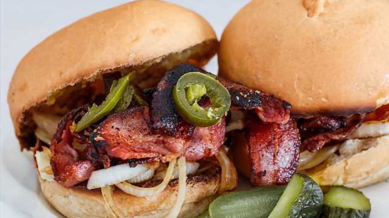 Your Gut Bacteria Could Help Predict Your Bodies Response to Junk Food