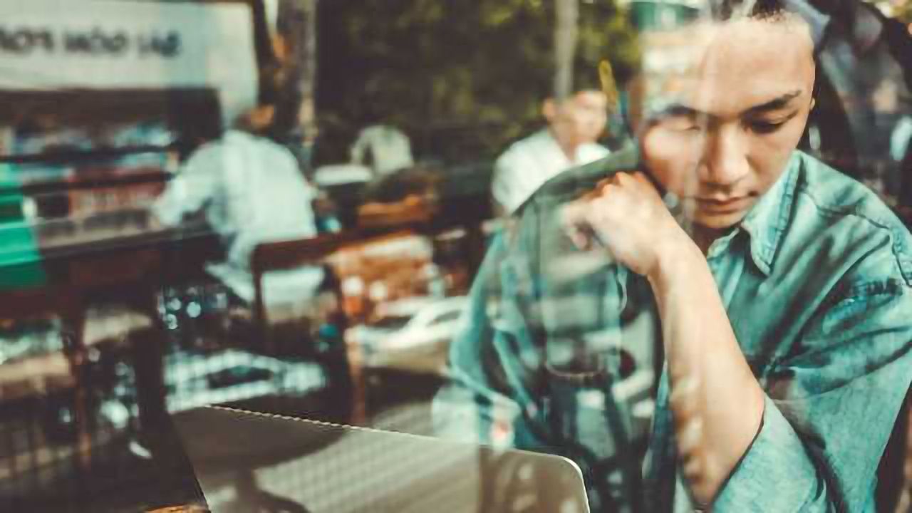 Auditory Perception is Linked to Gaze Direction