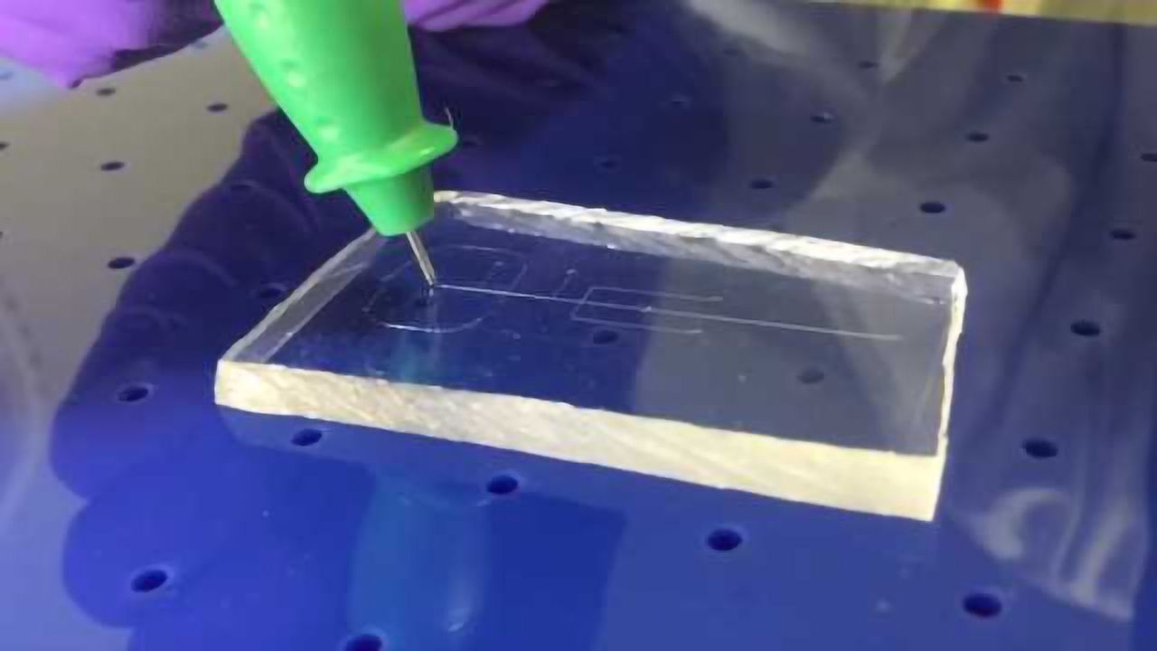 How to Make a Microfluidic Device