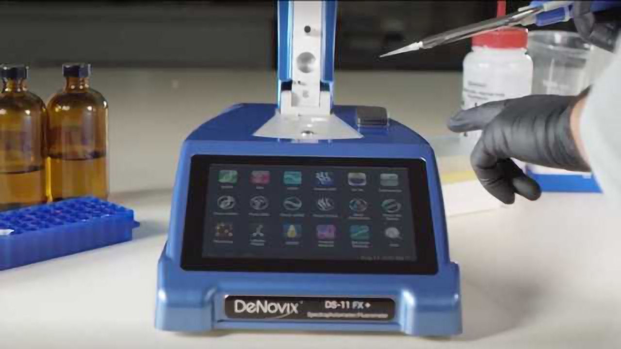 DeNovix DS-11 FX Spectrophotometer / Fluorometer Series: 1uL UV-Vis + Fluorescence