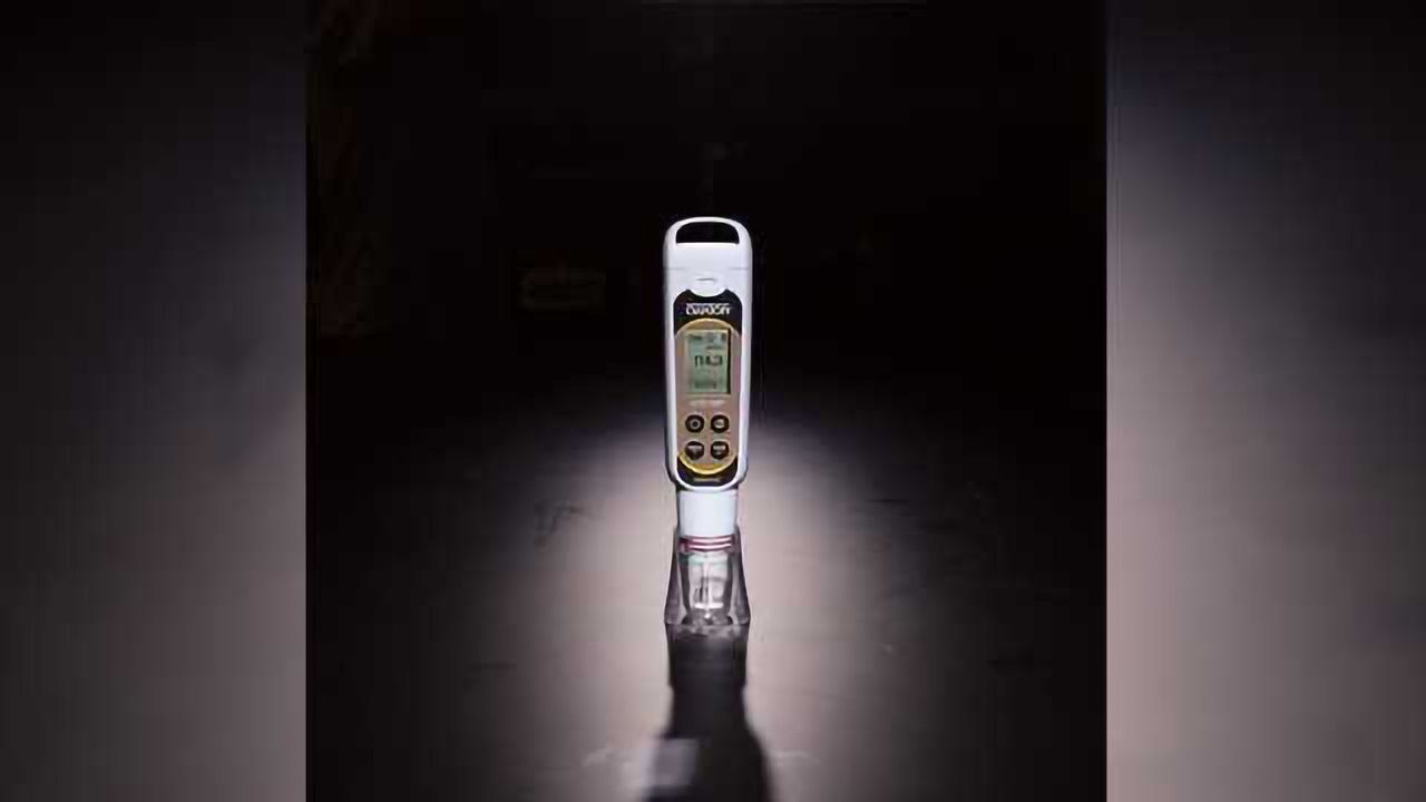 New Pocket Testers Stand Up to the Challenges of Measuring Water Quality