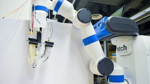 Engineering Team Develop Gripper Robot That Doesn't Need Training