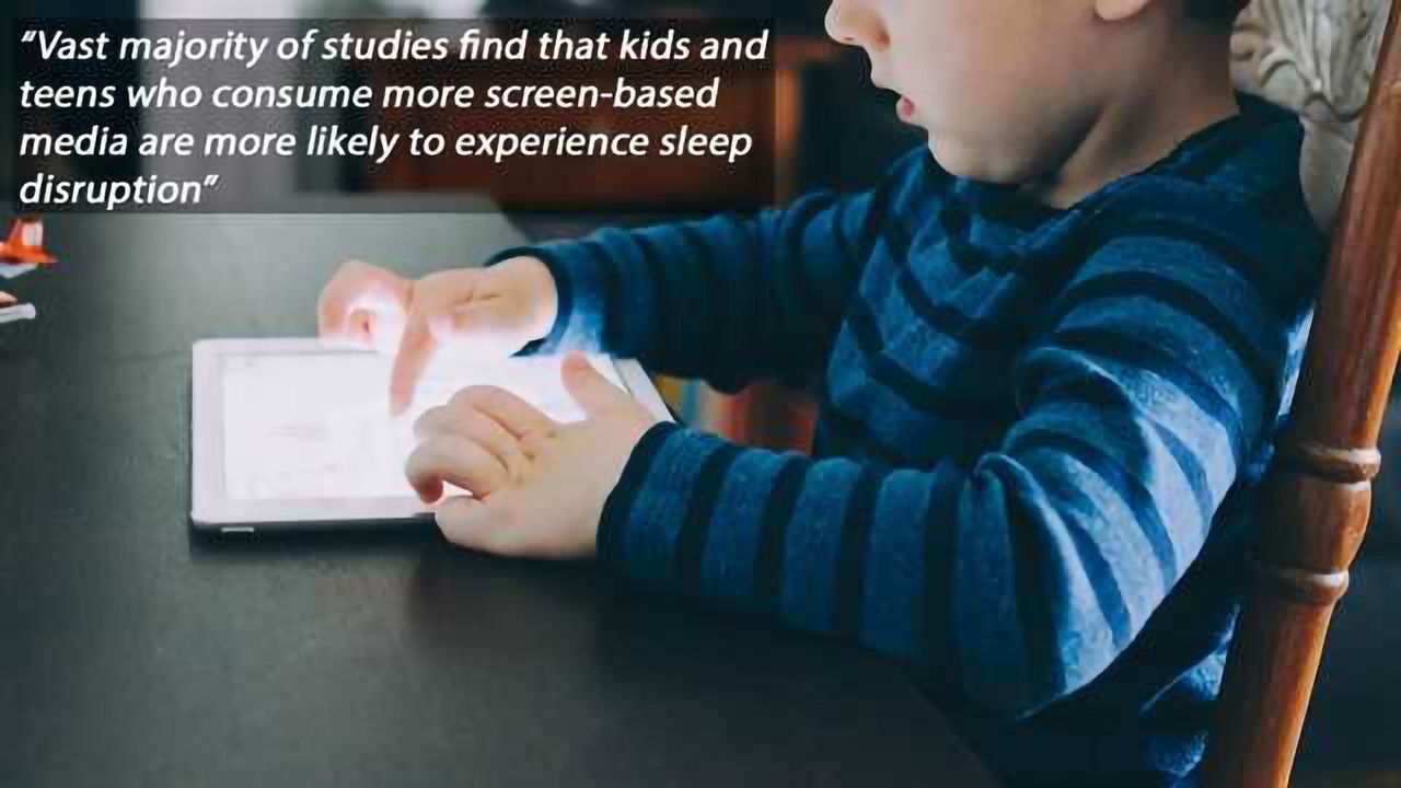 Kids More Sensitive to Sleep Disruption From Electronic Screens