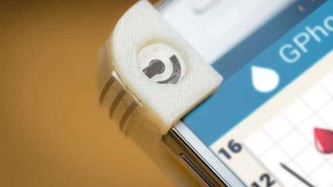 Smartphone Case Offers Blood Glucose Monitoring on the Go