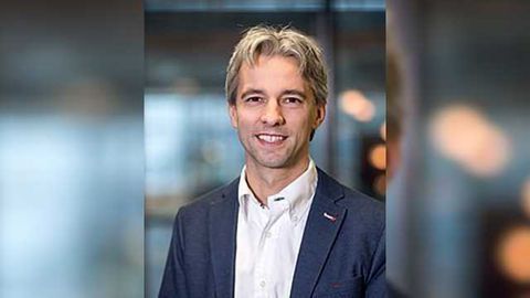 Timothy Noël Gets DECHEMA Prize 2017 for Work on Continuous Photochemical Conversion