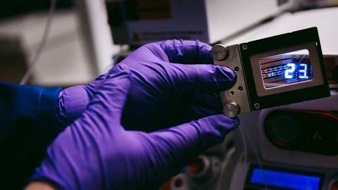 Flow Chemistry Improves Control of Nanoprecipitation