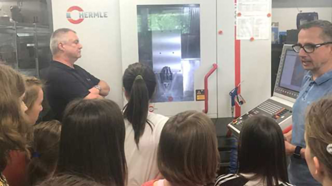 Girls' Day at KNAUER – Providing Insights