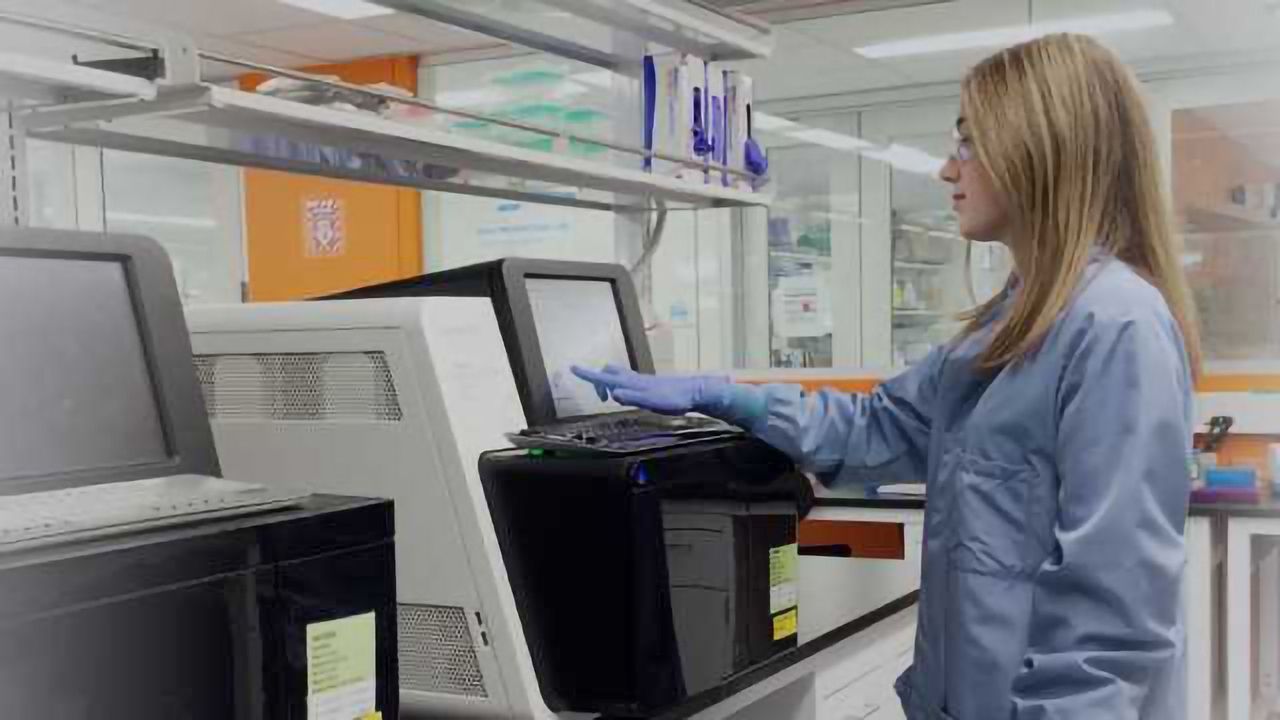 Adaptive Biotechnologies Announces a Collaboration with Sanofi