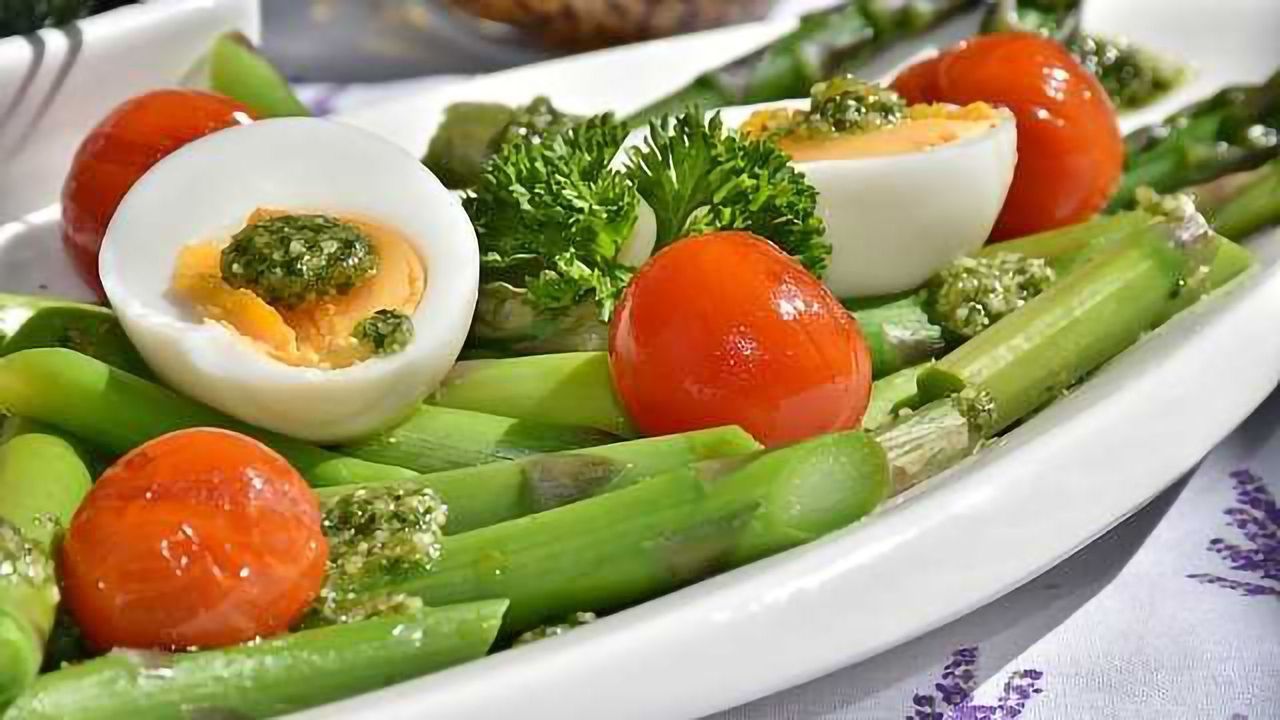 Low-Carb Diet Shows Gender Gap