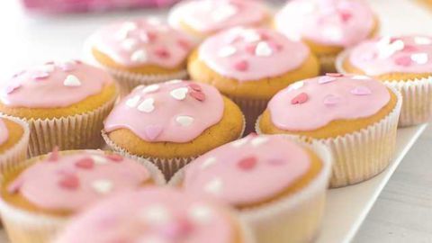 Manufacturers Failing to Reduce Sugar in Cakes and Biscuits