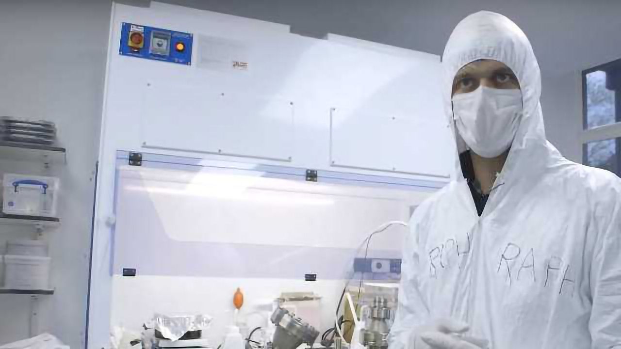 Inside a Quantum Computer Lab