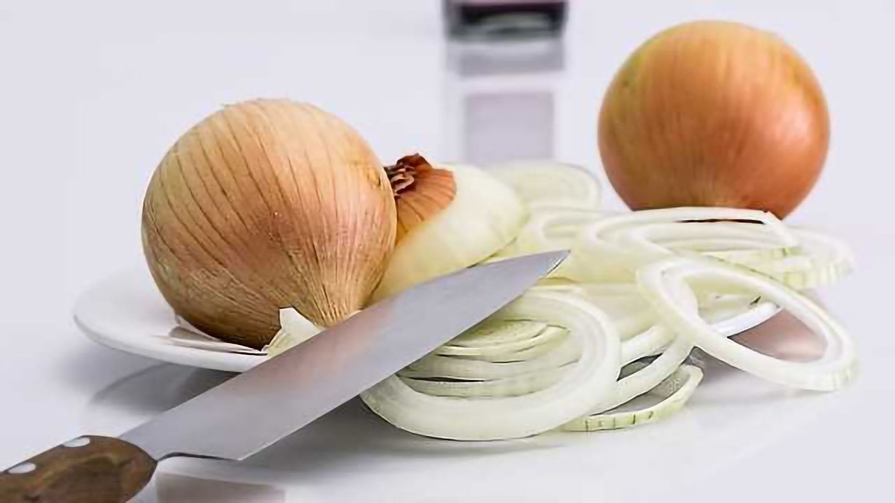 Revealing Onion's Chemical Secrets