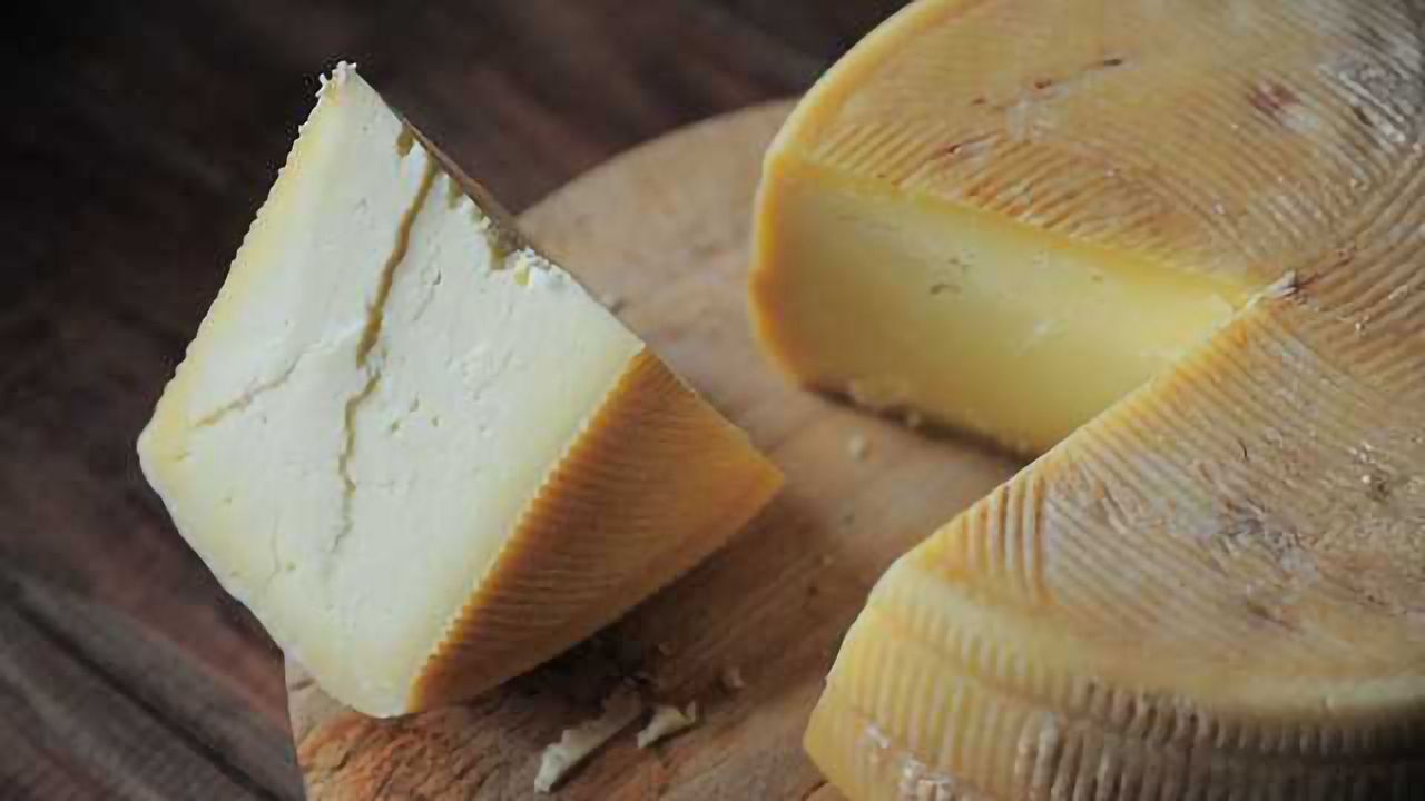 World’s Oldest Cheese Found in Egyptian Tomb