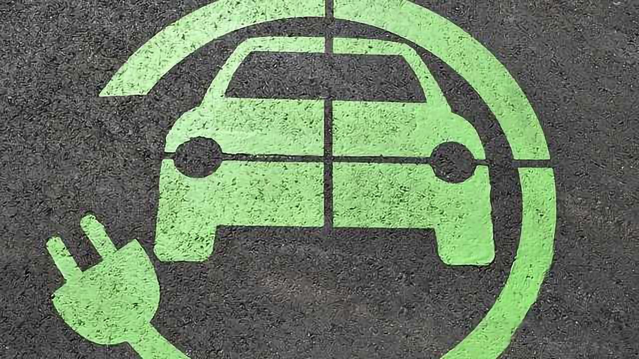 Breakthrough in Rechargeable Lithium-Oxygen Batteries