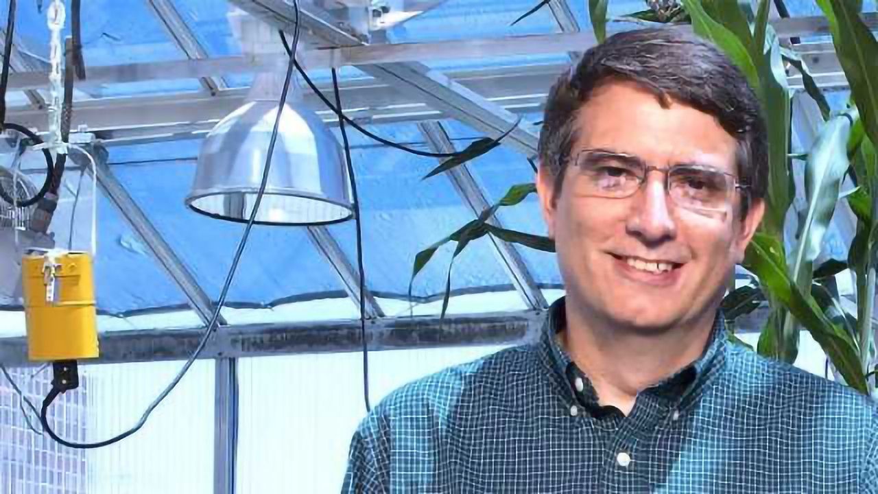 Rare Discovery of Two Previously Unseen Fatty Acids