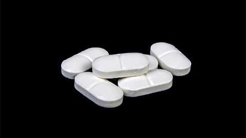 Daily Aspirin Offers No Benefit for Healthy Older Adults
