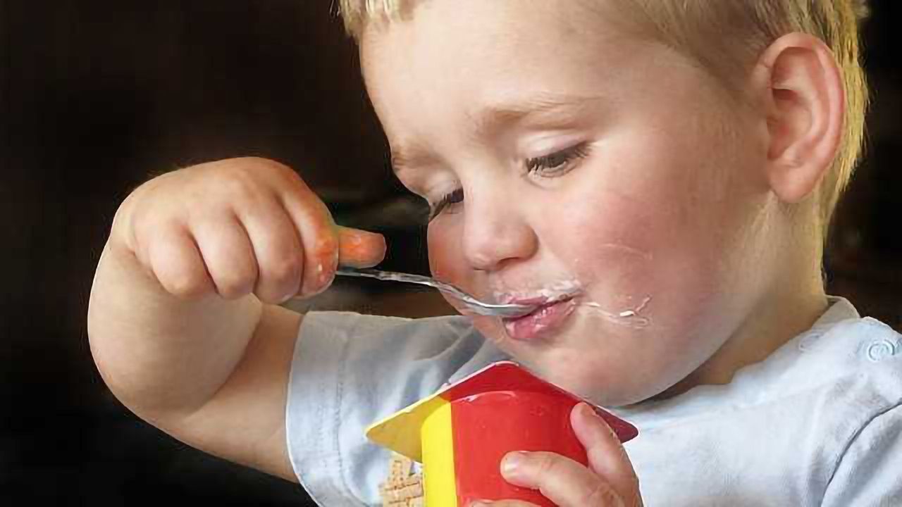 Red Light Over Sugar in Many Yogurts