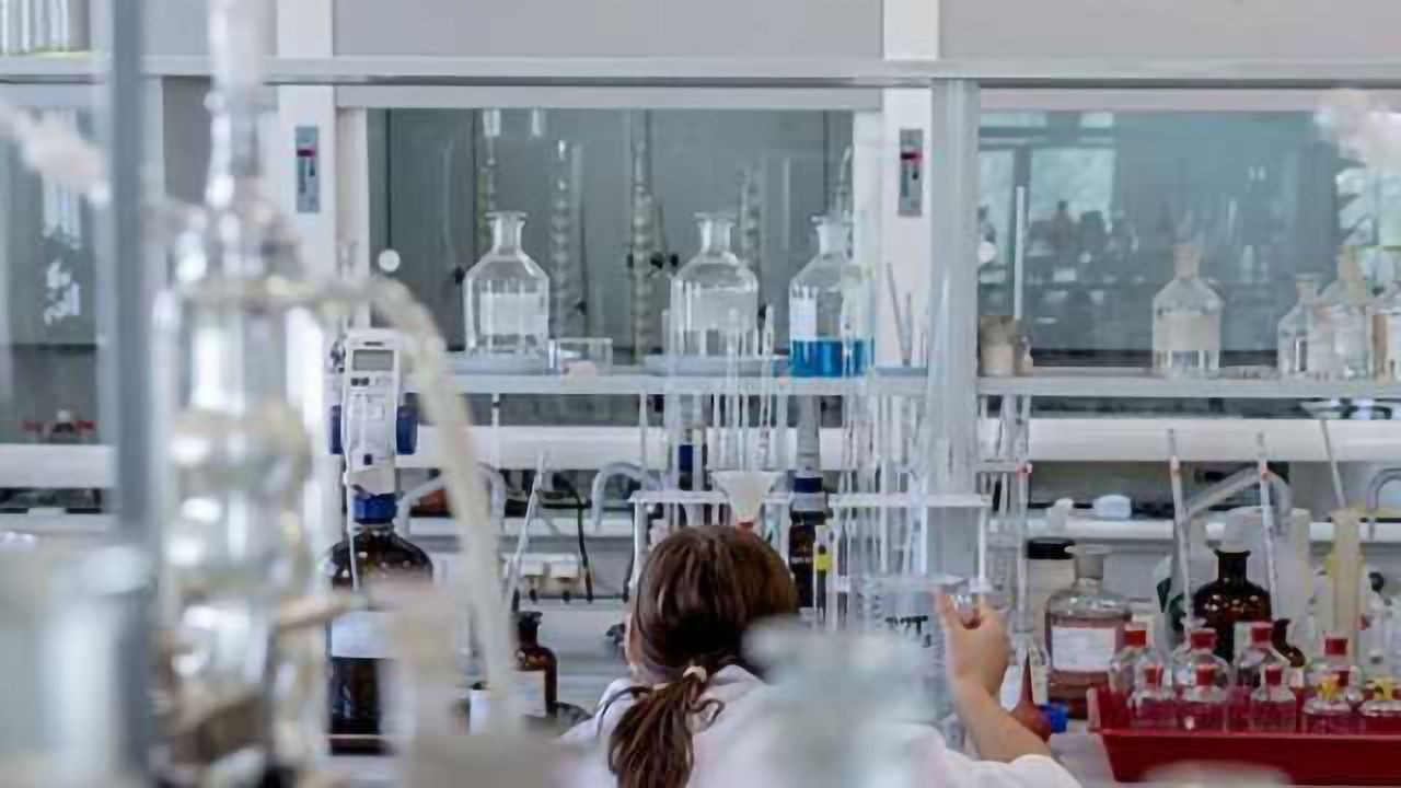 Simulations Enable 'Choose-your-own-Adventure' Stereochemistry