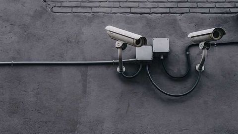 Combining Images Could Help Catch a Criminal
