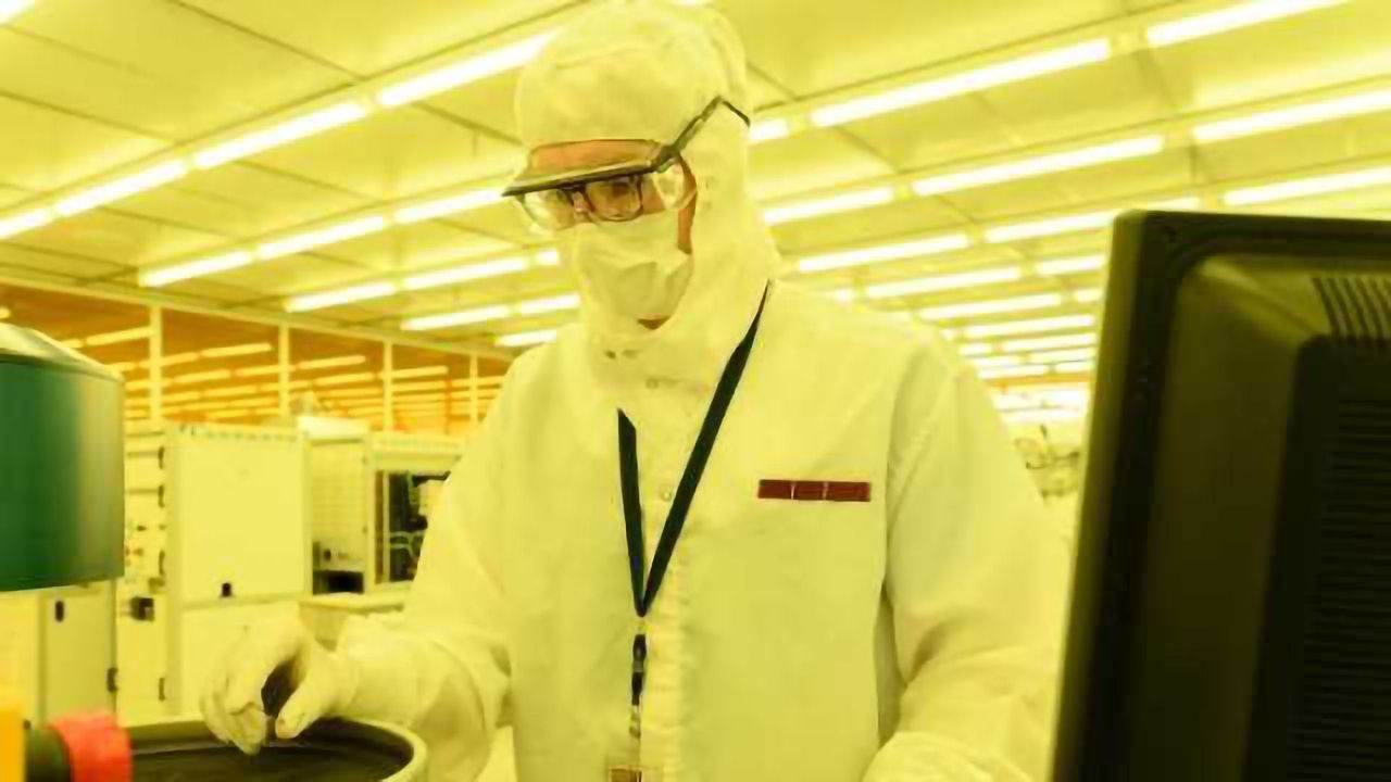 Monitoring Molecules Keeps Cells Healthy