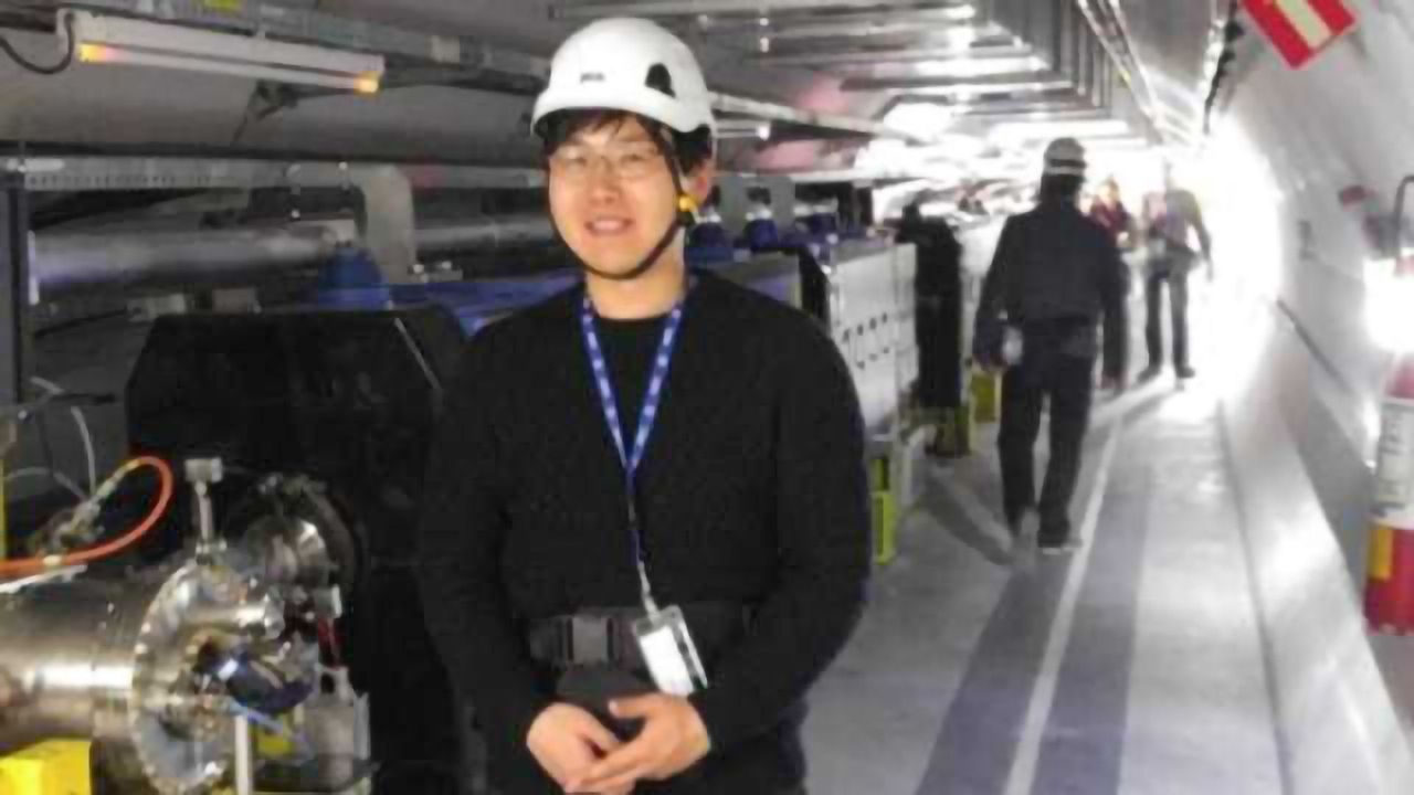 First Ever Acceleration of Electrons in Plasma Waves