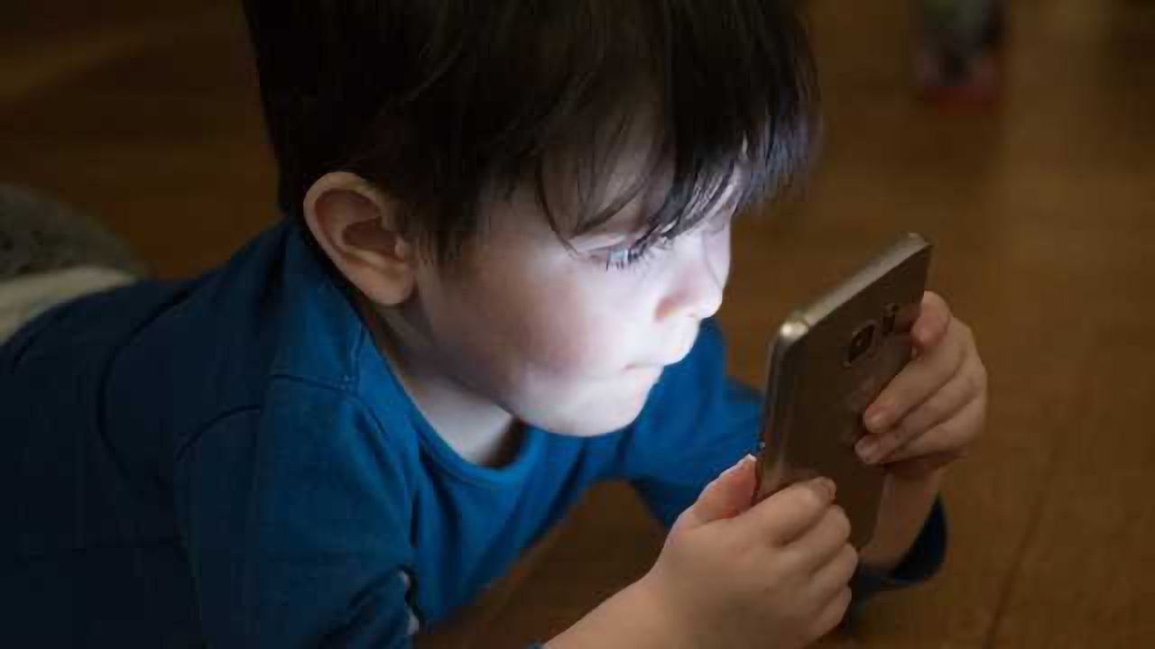 Screen-Time Does not Disrupt Children's Sleep, New Study Finds