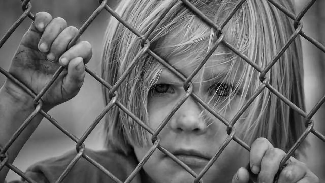 How Childhood Stress Contributes to Anxiety and Depression