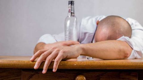 Shy People More At Risk of 'Hangxiety'