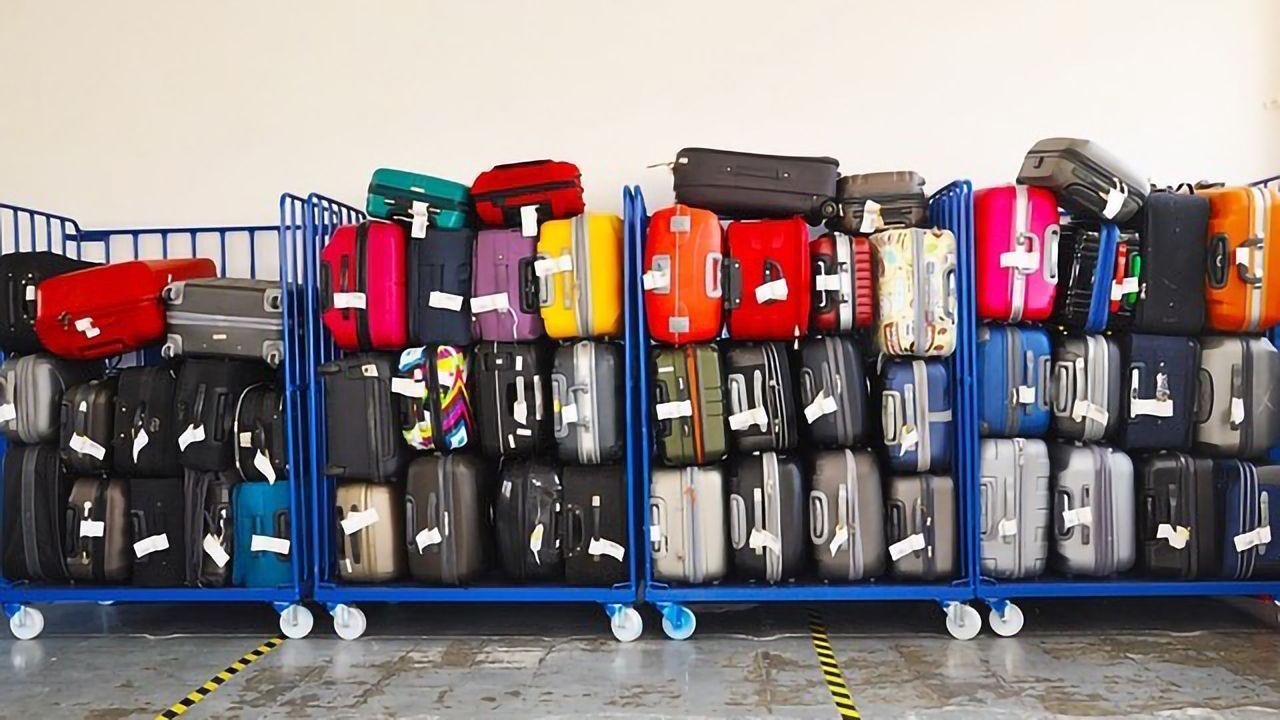 Combating Counterfeiting With an "Unclonable" Tag