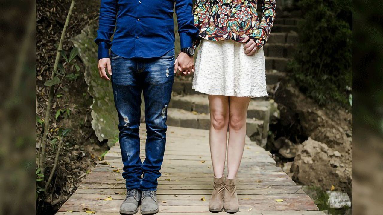 Sex Differences in Age at Diagnosis Examined in 6.9 Million People