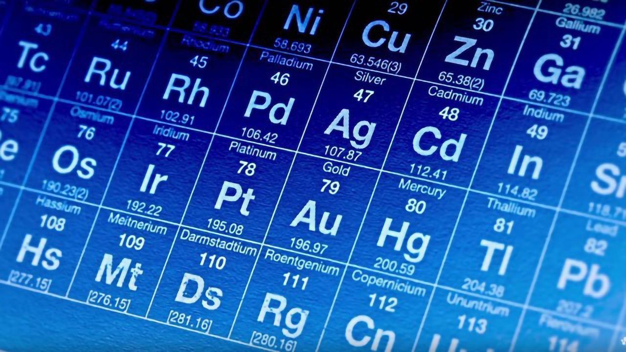 Heroines of the Periodic Table